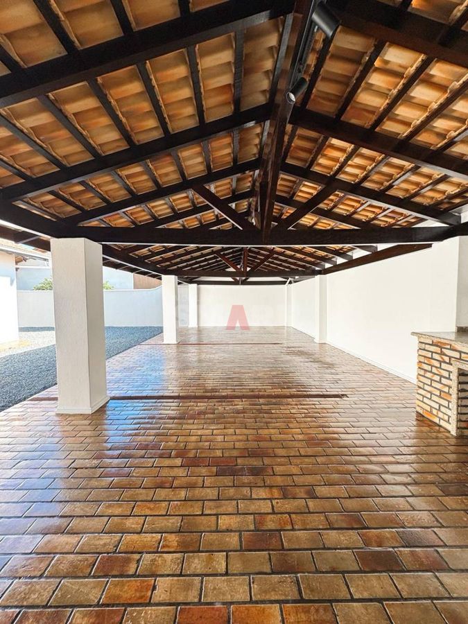 Casa na Ilha da Figueira com 1 Suíte + 2 Quartos