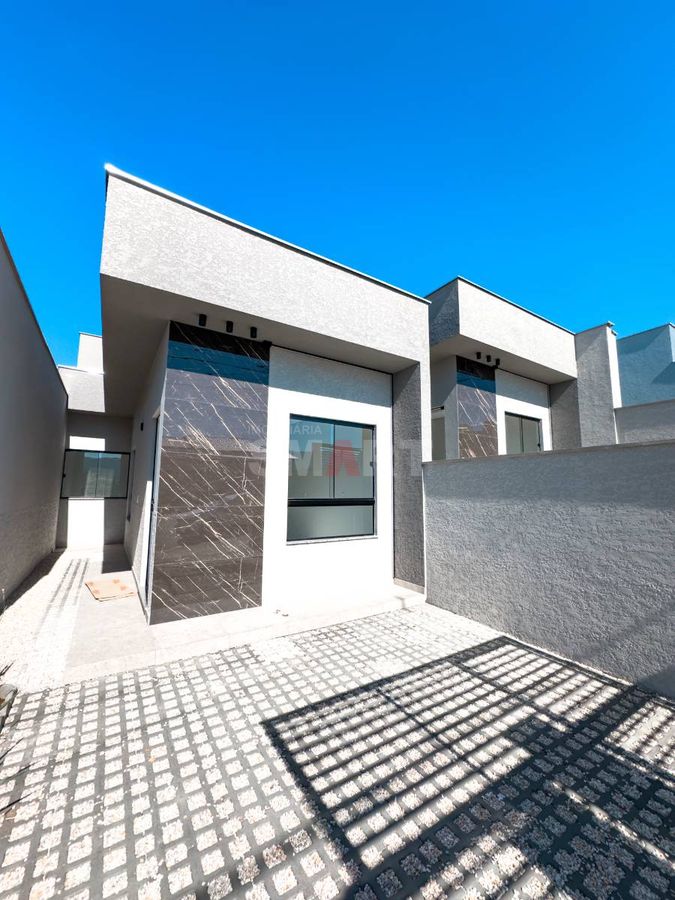 Casa Geminada com 1 Suíte + 1 Quarto