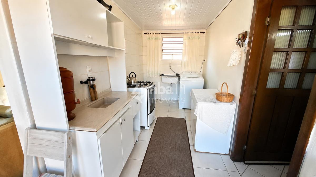 Casa de 3 quartos, 180m² no bairro Vila Nova Alvorada (Divineia), em Imbituba | Eu Corretor