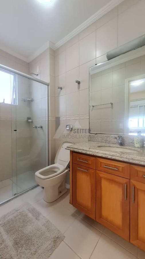 Cobertura com 2 quartos e 2 suítes em João Paulo, Florianópolis
