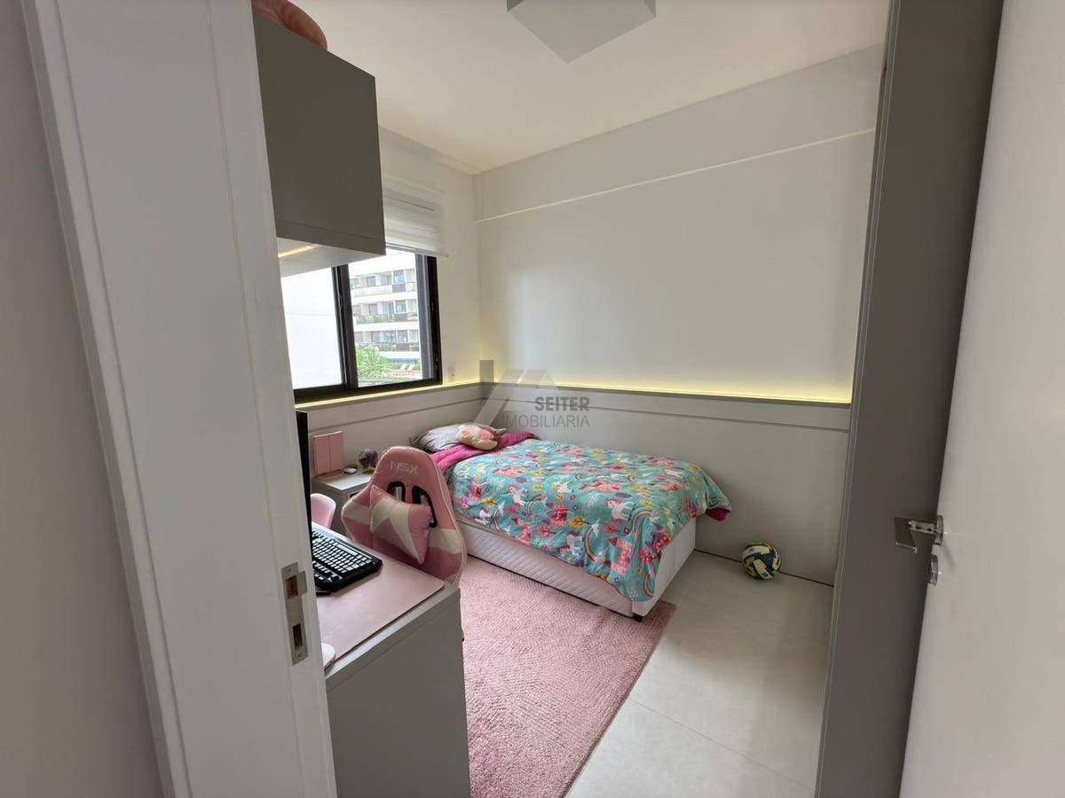 Apartamento, 3 dormitórios, para Venda no Cachoeira do Bom Jesus- Florianópolis