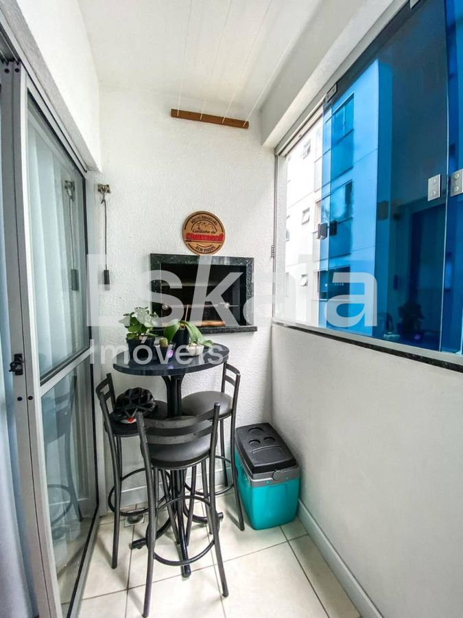 Apartamento Semi-mobiliado contendo 02 Dormitórios Ilha da Figueira - Jaraguá do Sul
