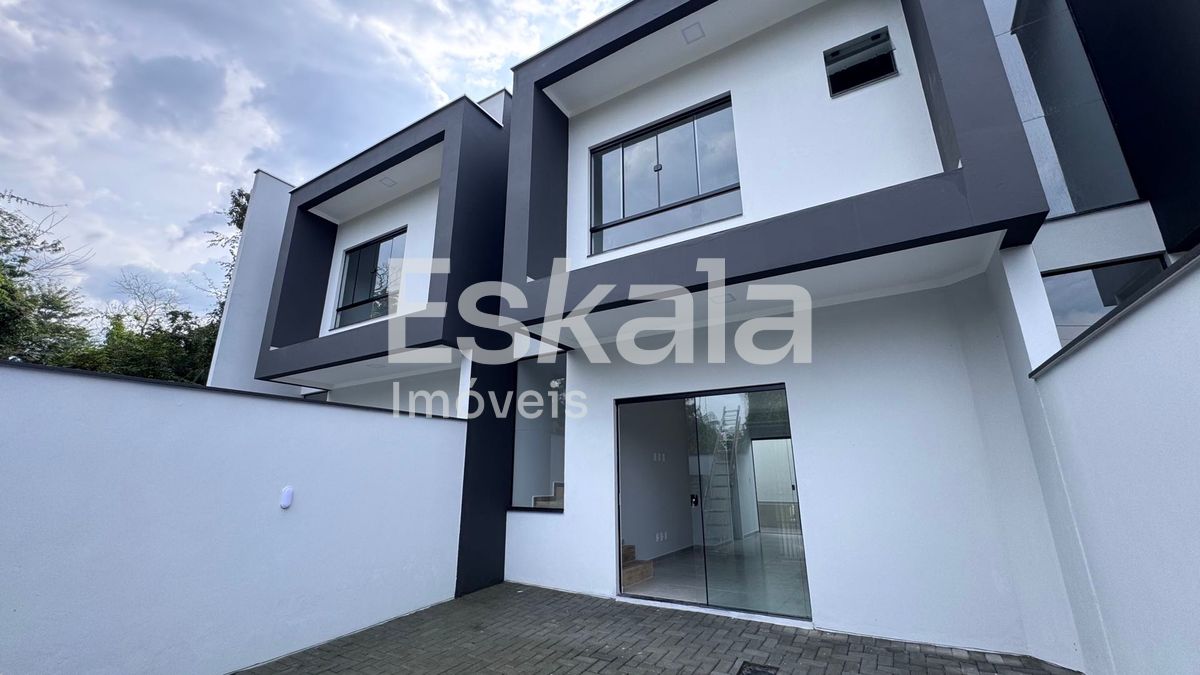 Sobrado, 2 quartos, 83 m² - Foto 1
