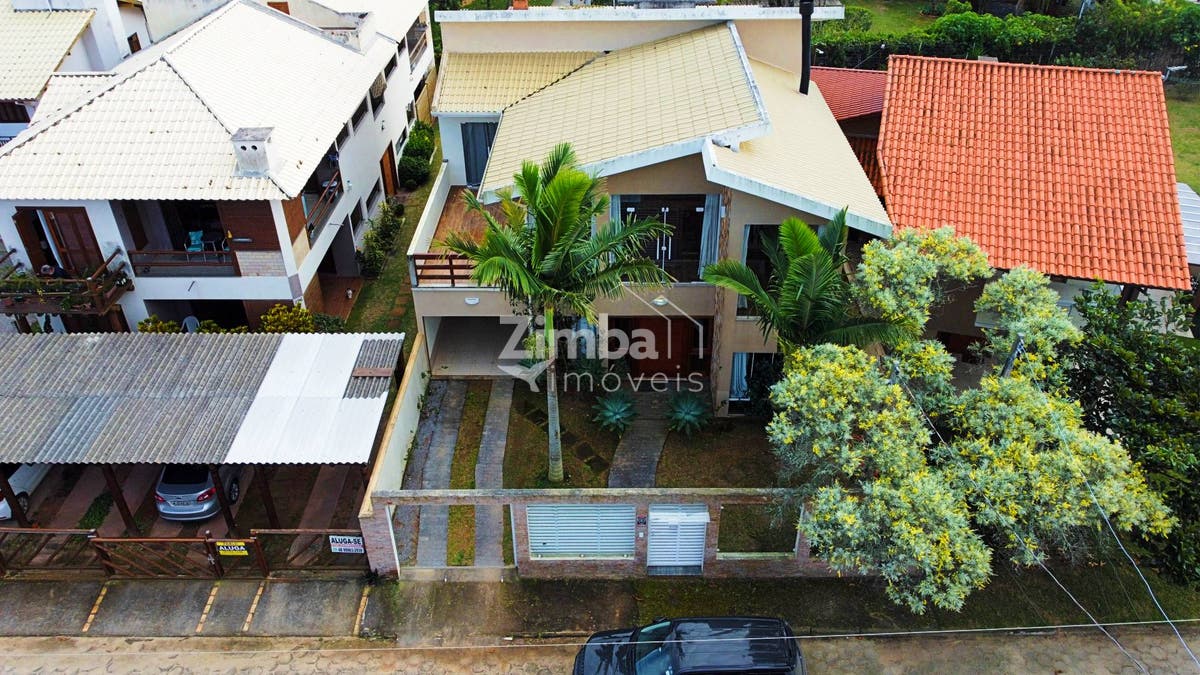 Casa de 5 quartos, 305m² no bairro Barra da Ibiraquera, em Imbituba | Eu Corretor