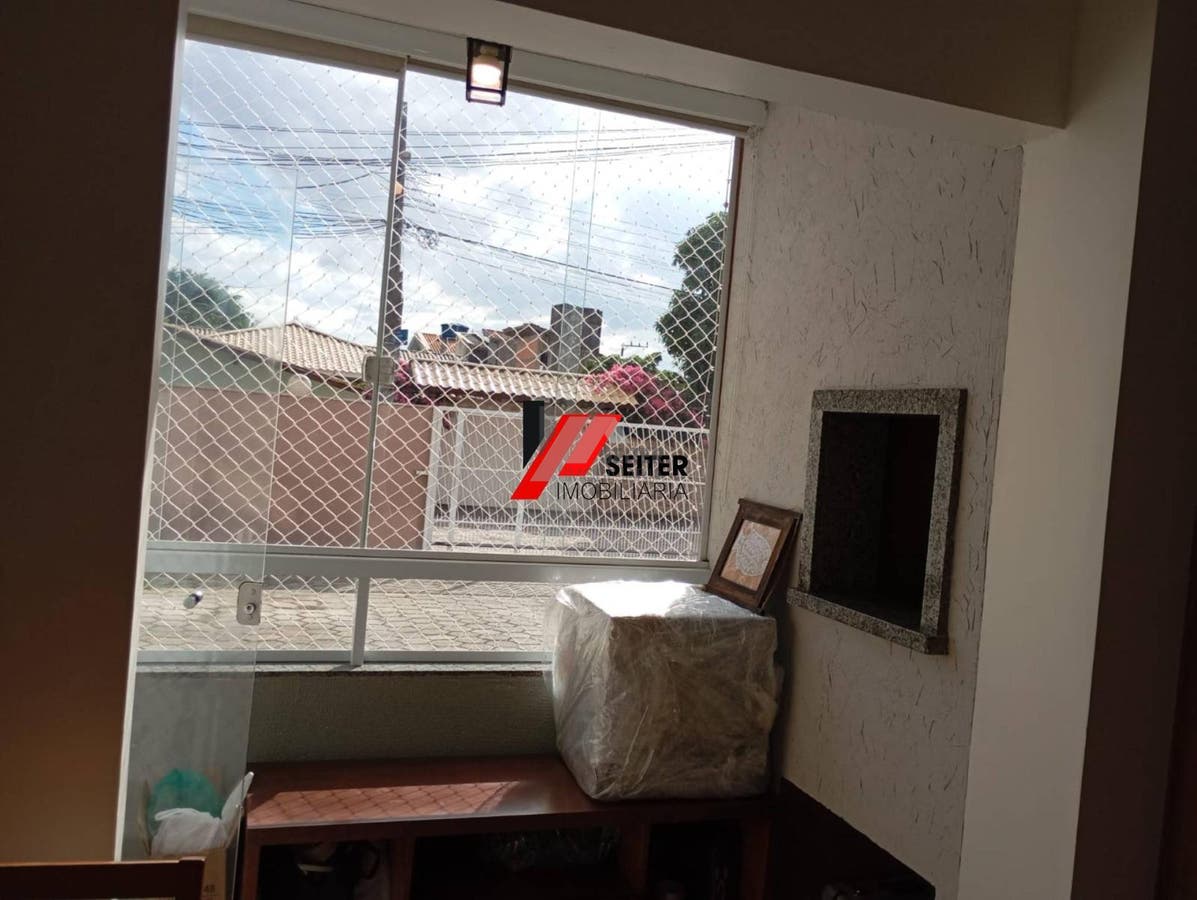 Apartamento à venda com 2 dormitórios no Campeche Florianópolis