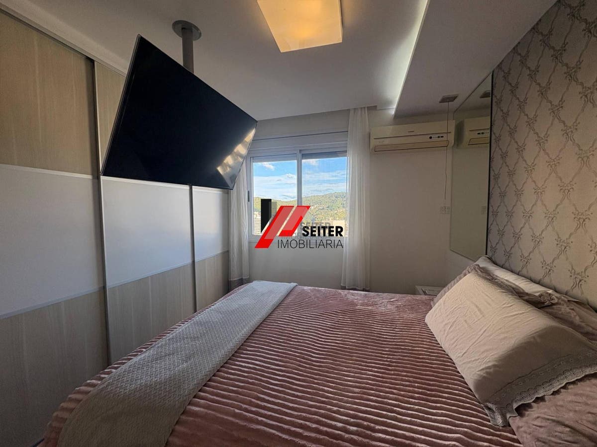 Apartamento á venda Itacorubi Florianópolis.