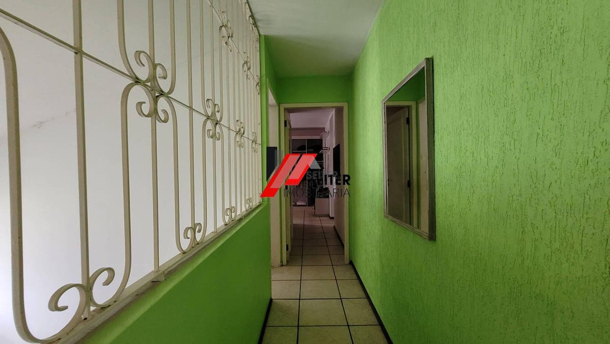 Casa com 4 quatro quartos para locação trindade florianópolis
