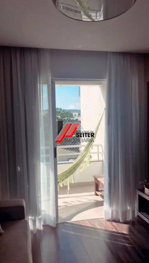 Apartamento á venda no bairro Itacorubi em Florianópolis