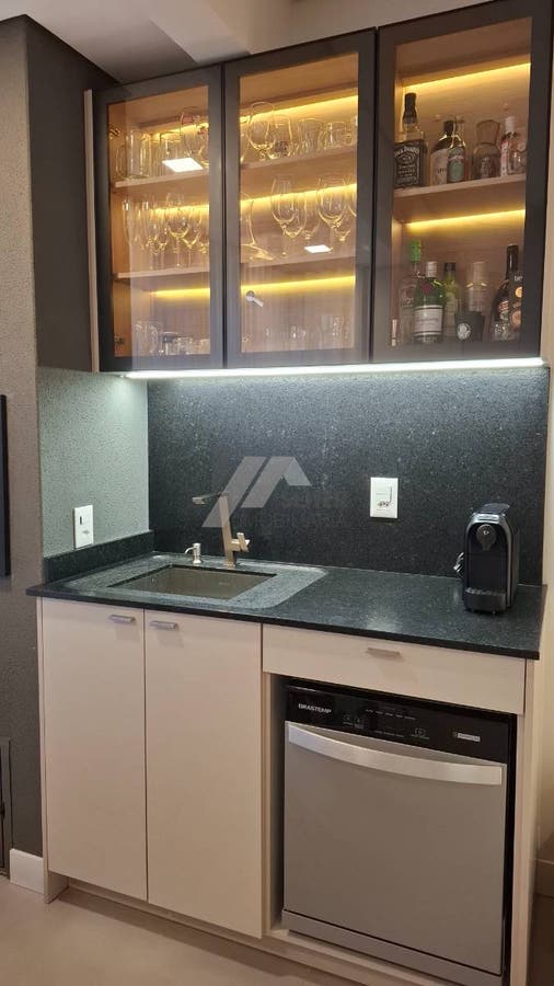 Apartamento 2 dormitórios para Venda no Carvoeira Florianópolis