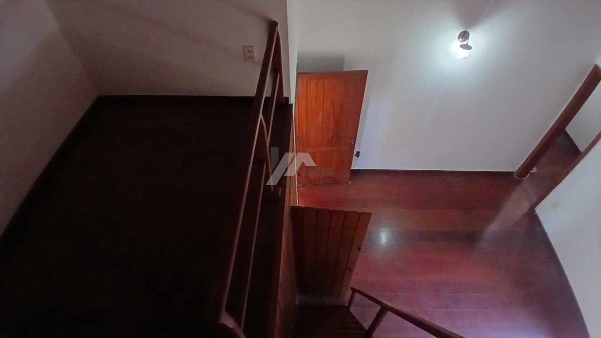 Casa a venda de 4 suites terreno grande Santo Antonio de Lisboa Florianopolis