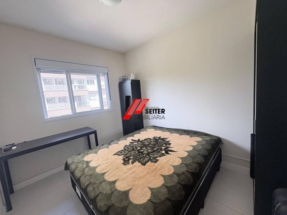 Apartamento 2 dromitorios com suite venda Itacorubi Florianopolis
