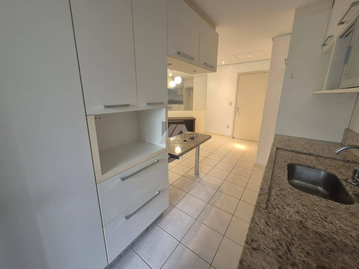 Apartamento de 2 Dormitorios aluguel Itacorubi Mobiliado