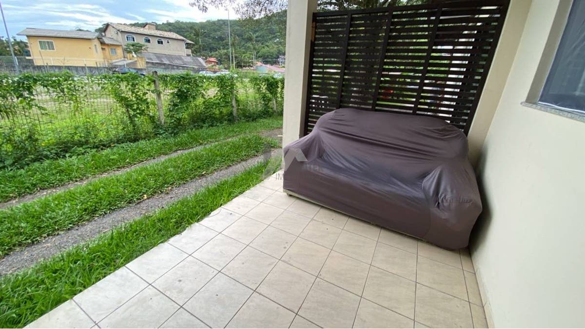 Kitnet para alugar na lagoa da conceicao