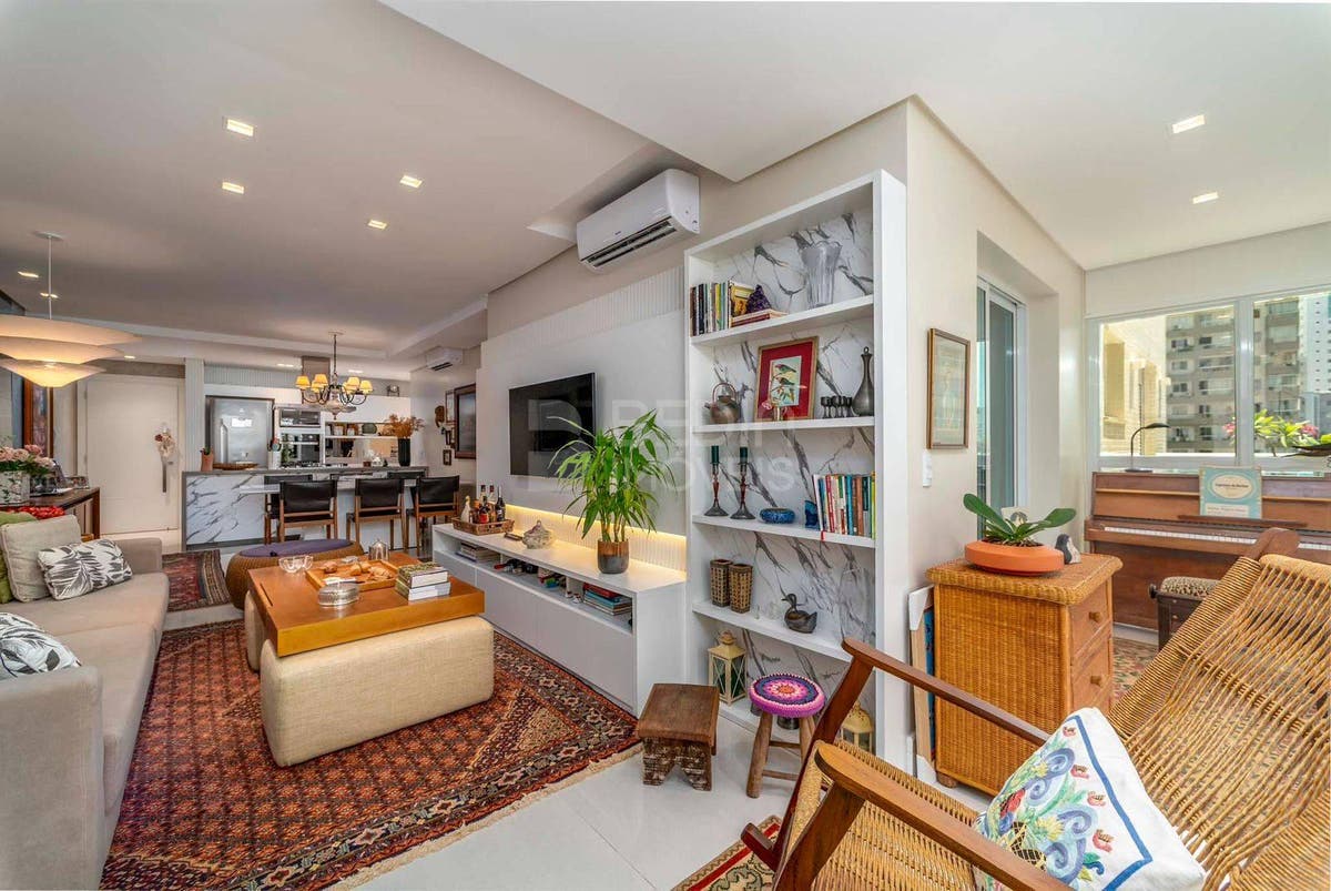 Apartamento de 3 quartos, 160m² no bairro Centro, em Balneário Camboriú | Eu Corretor