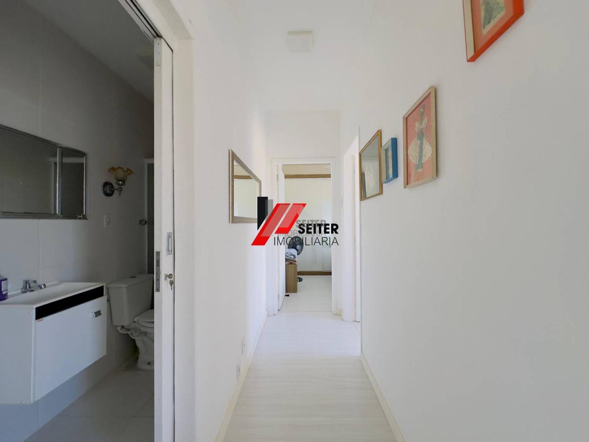 Apartamento de 2 dormitorios a venda Centro Florianopolis
