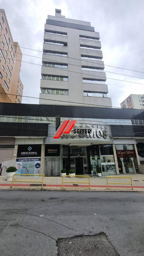Loja/sala comercial à venda em Edifício comercial no Centro de Florianópolis