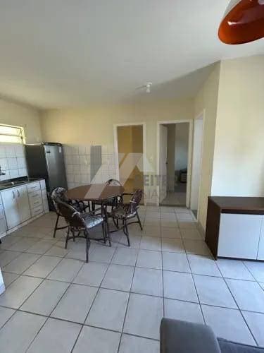 Prédio a venda com 7 apartamentos na Carvoeira Florianópolis