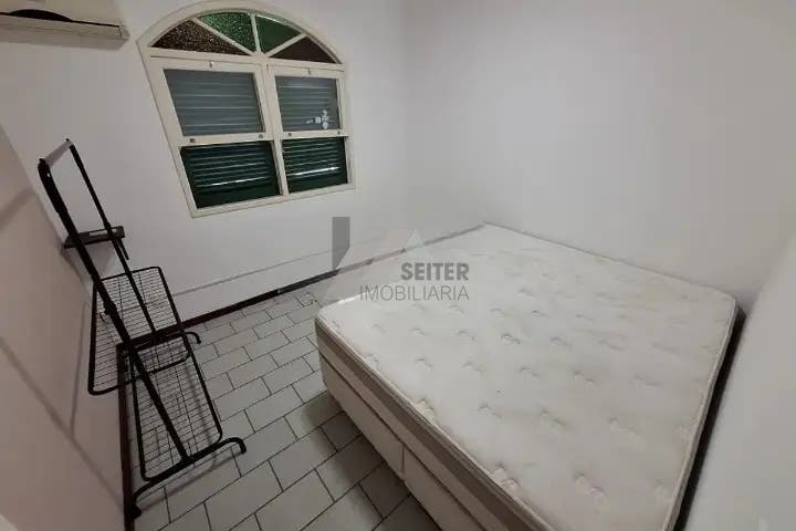Alugo Casa na Trindade 3 dormitorios