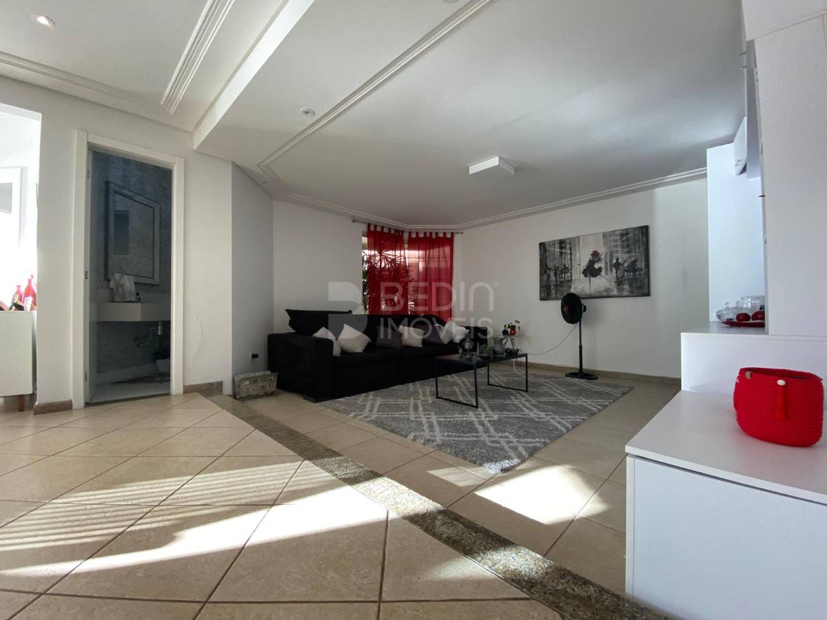 Casa de 4 quartos, 303m² no bairro Centro, em Balneário Camboriú | Eu Corretor