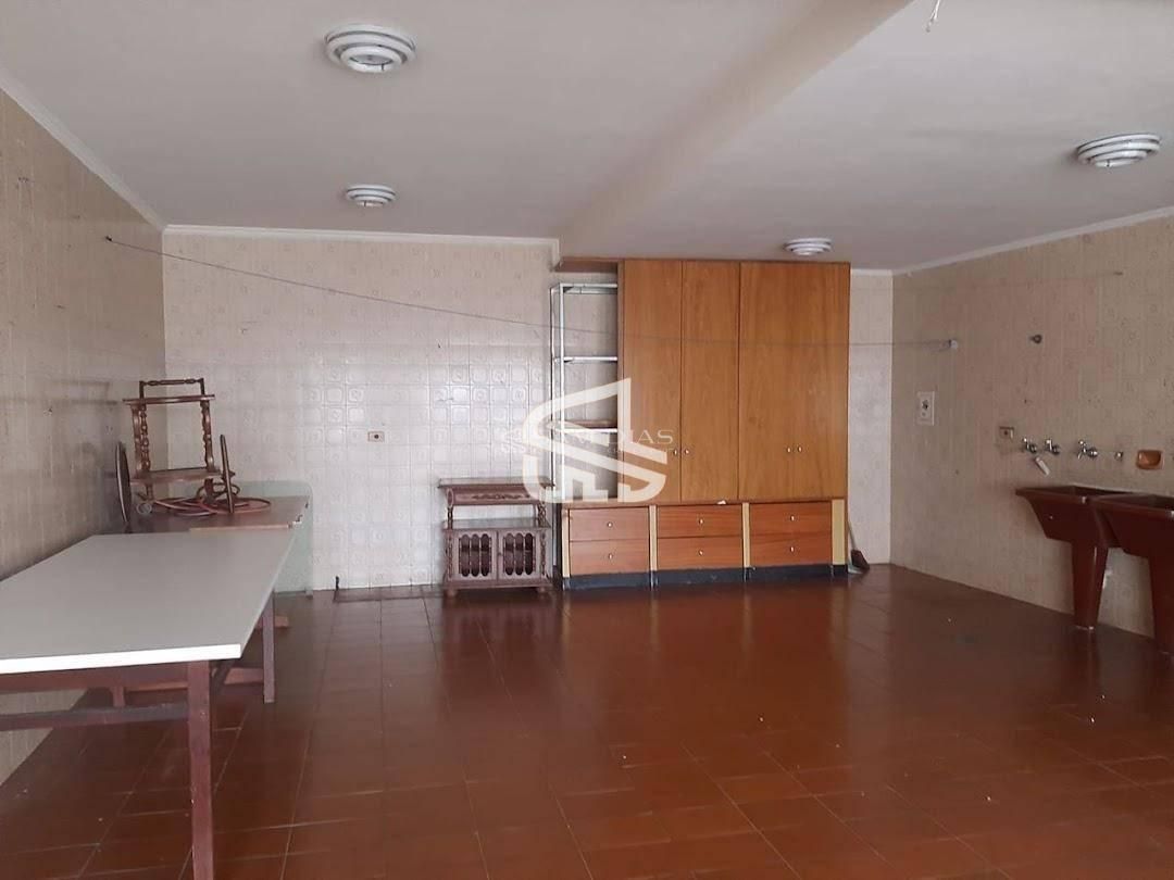 Casa, 4 quartos, 254 m² - Foto 11