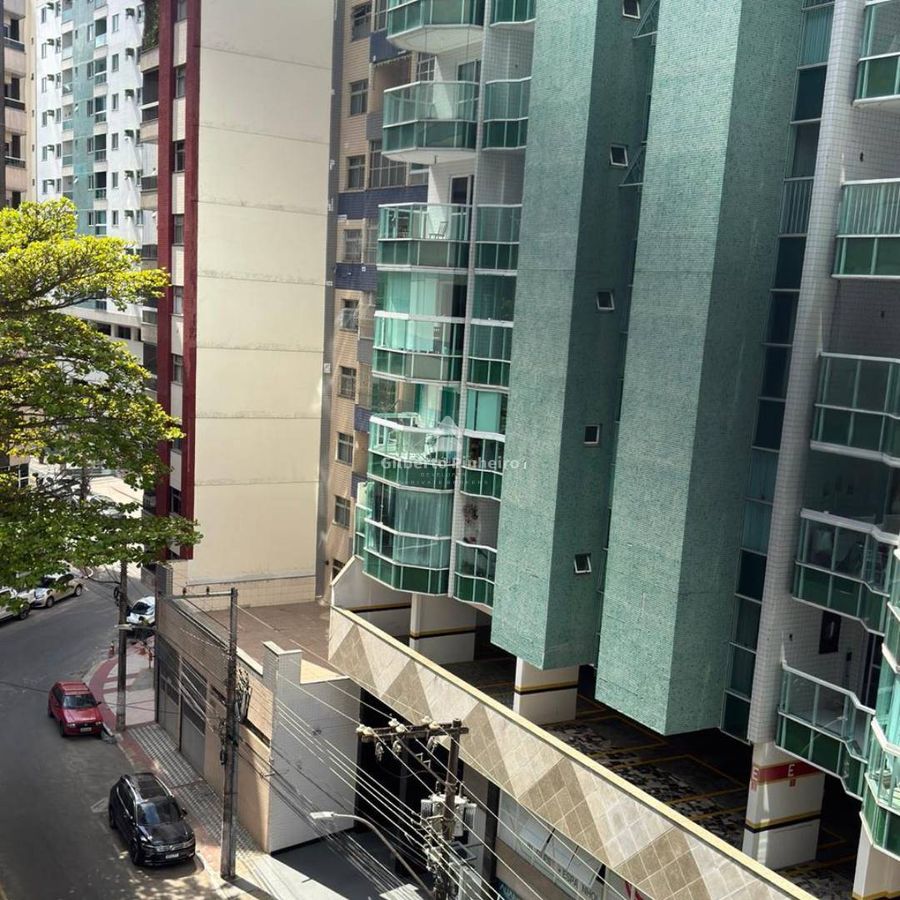 Apartamento de 3 Quartos com 2 Suítes à Venda no Centro de Guarapari