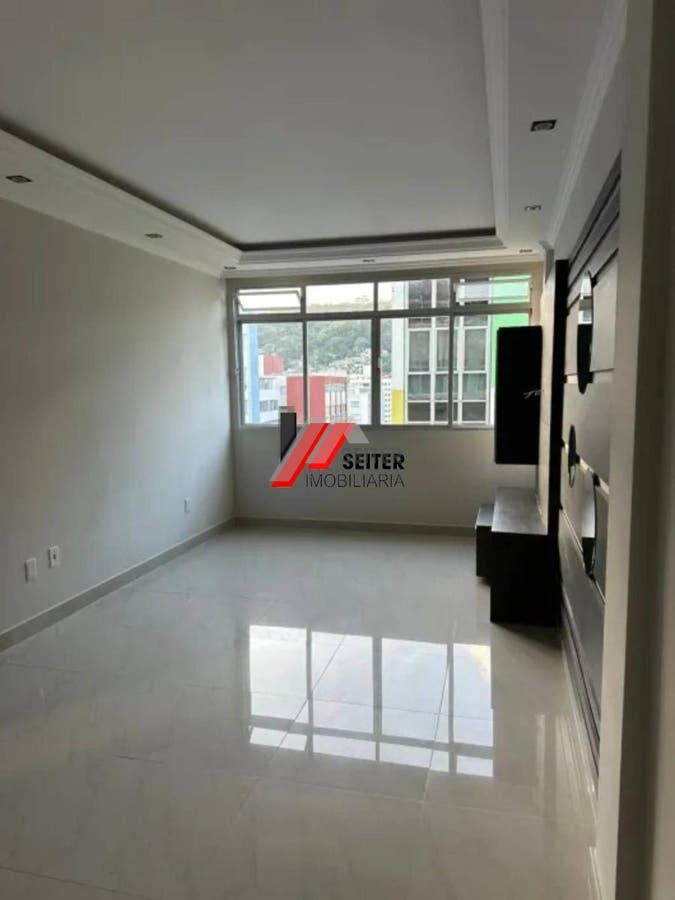 Apartamento à venda no Centro de Florianópolis-SC