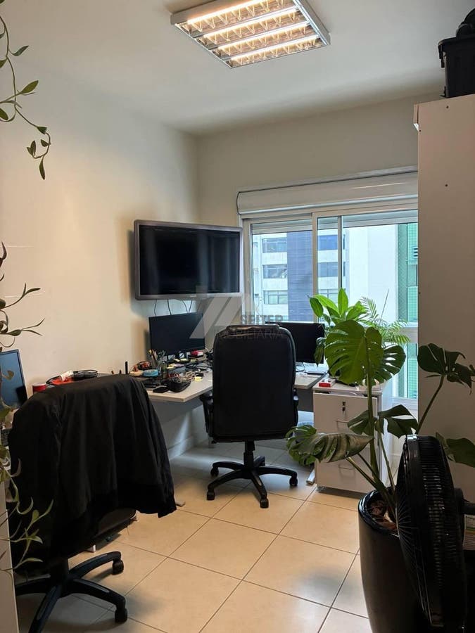 Apartamento com 2 quartos, Centro - Florianópolis