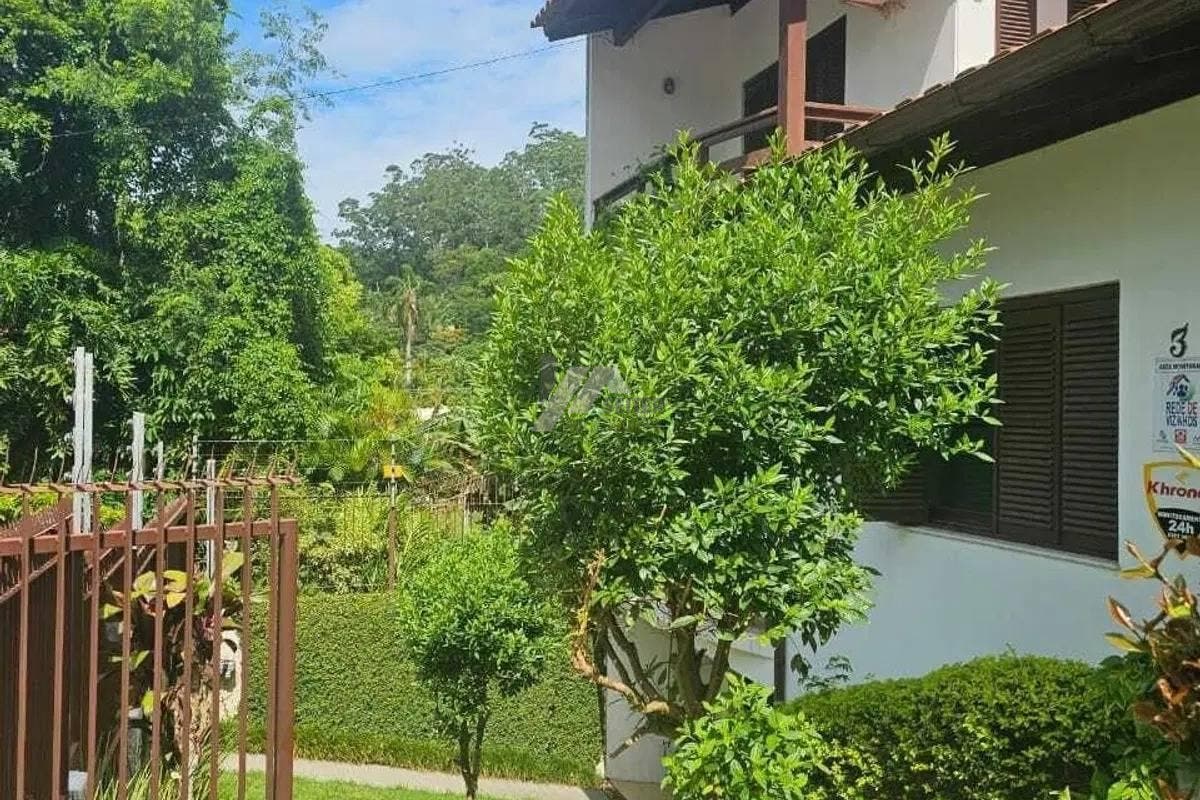 Casa com 5 quartos, Carvoeira - Florianópolis