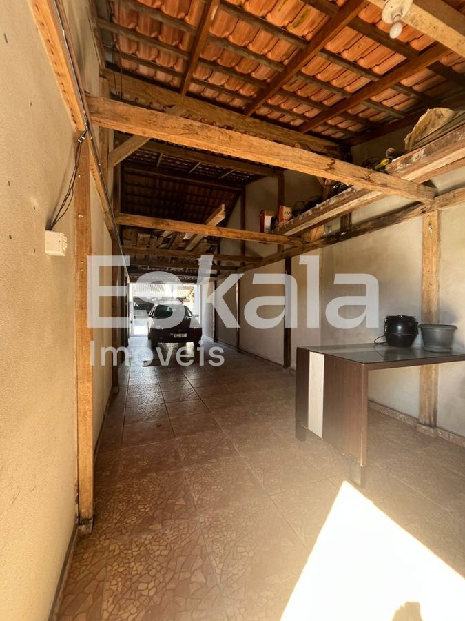 Apartamento com 02 dormitórios + 04 vagas de garagem escolinha - guaramirim