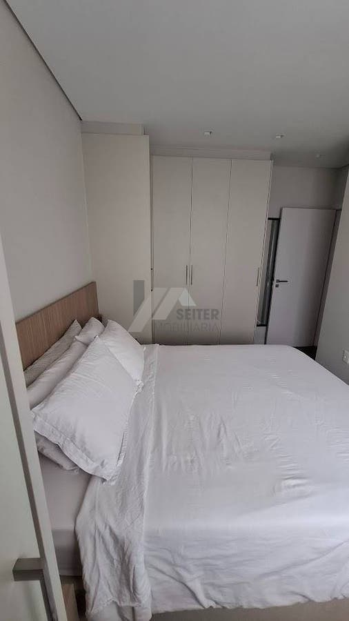 Apartamento 2 dormitórios para Venda no Carvoeira Florianópolis