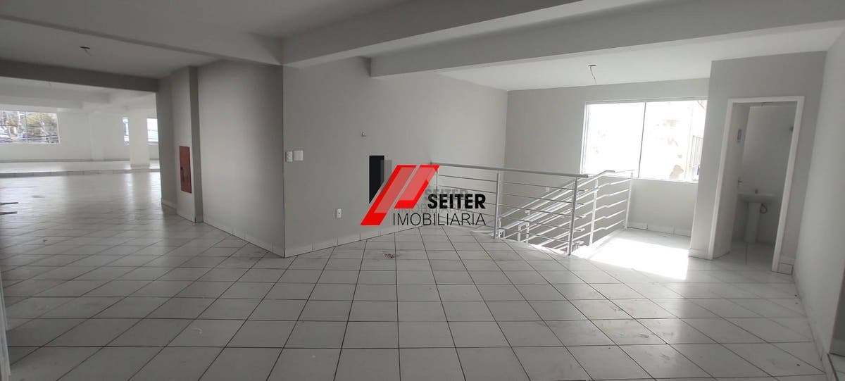 Loja /sala comercial no estreito para venda