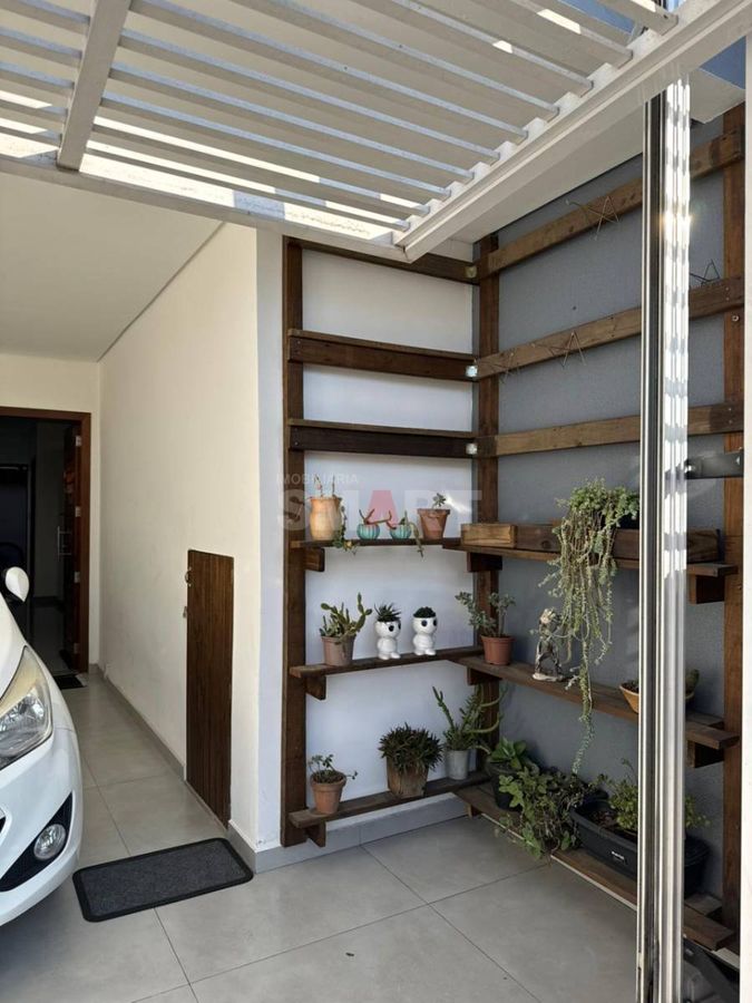 Geminado Duplex com 1 Suite e 2 Quartos no Rau