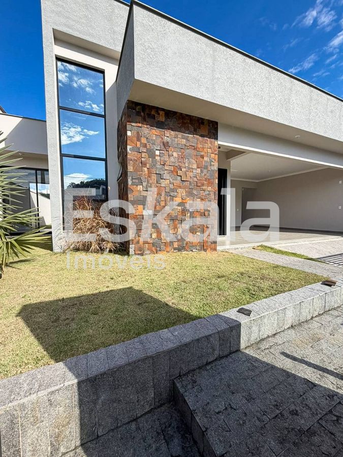 Casa Com 01 Suíte + 02 Quartos Estrada Nova - Jaraguá Do Sul