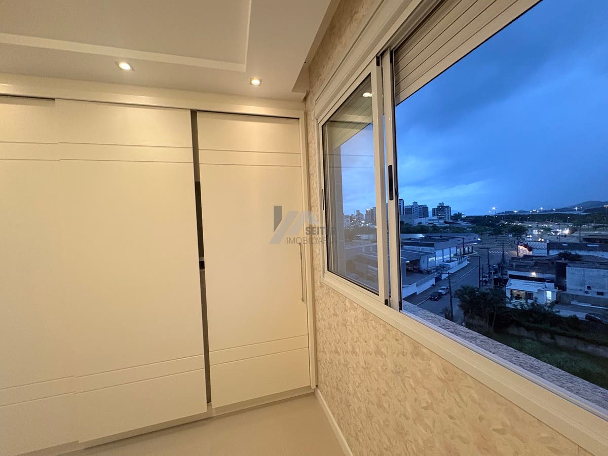 Apartamento 3 Dormitórios com Suite Venda Trindade Florianópolis