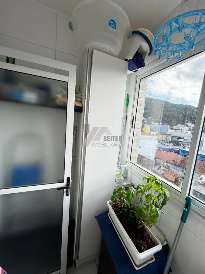 Cobertura 3 suites alugar Trindade florianopolis