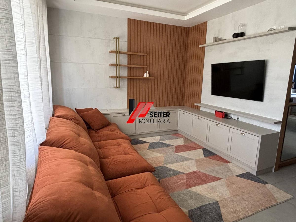 Casa à venda na beira da Lagoa em Florianópolis