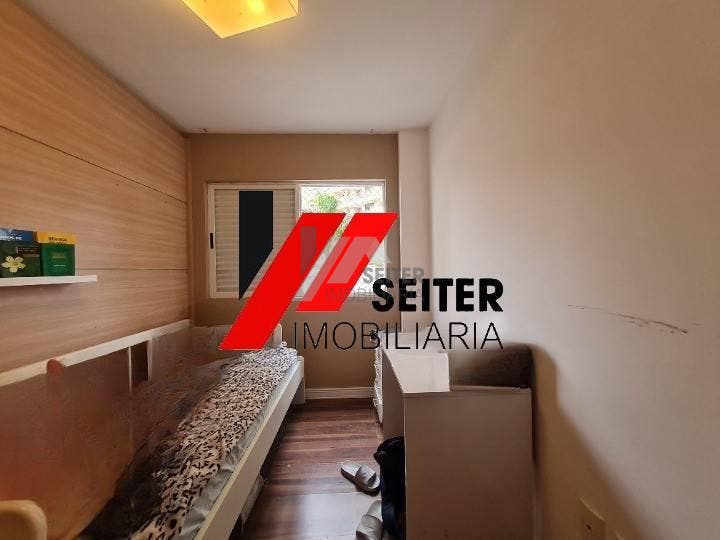 Apartamento á venda no bairro Itacorubi em Florianópolis