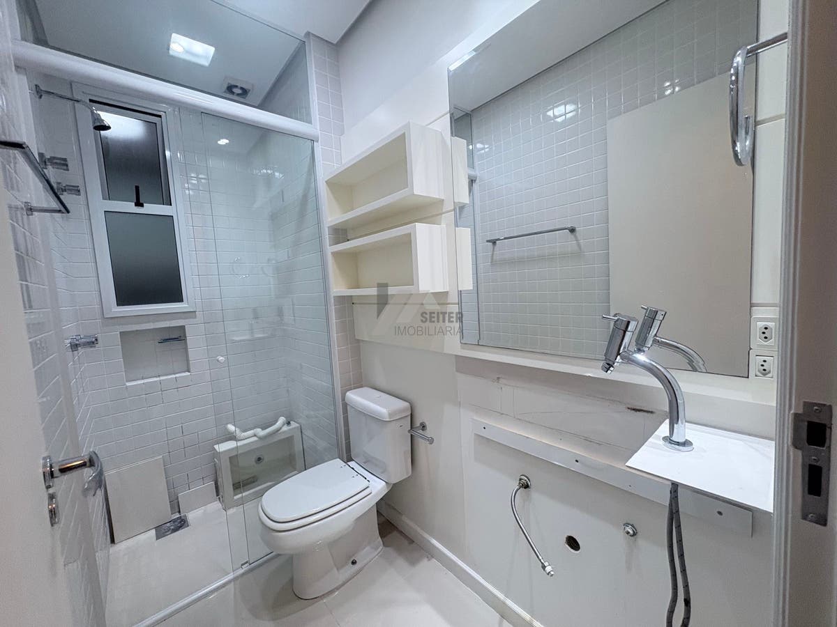 Apartamento 3 Dormitórios com Suite Venda Trindade Florianópolis