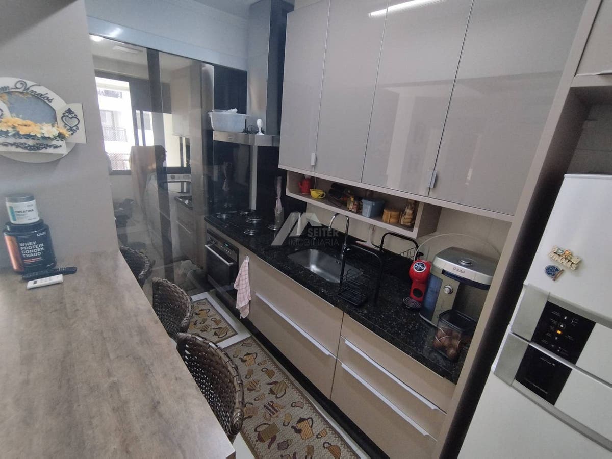 Apartamento mobiliado a venda Florianópolis