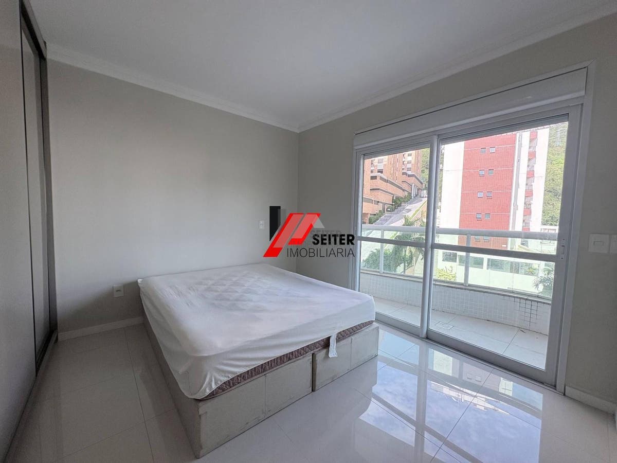 Apartamento de 4 dormitorios com suite para alugar Tom Jobim Itacorubi