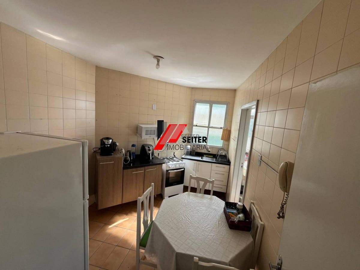 Apartamento á venda no bairro Córrego Grande em Florianópolis