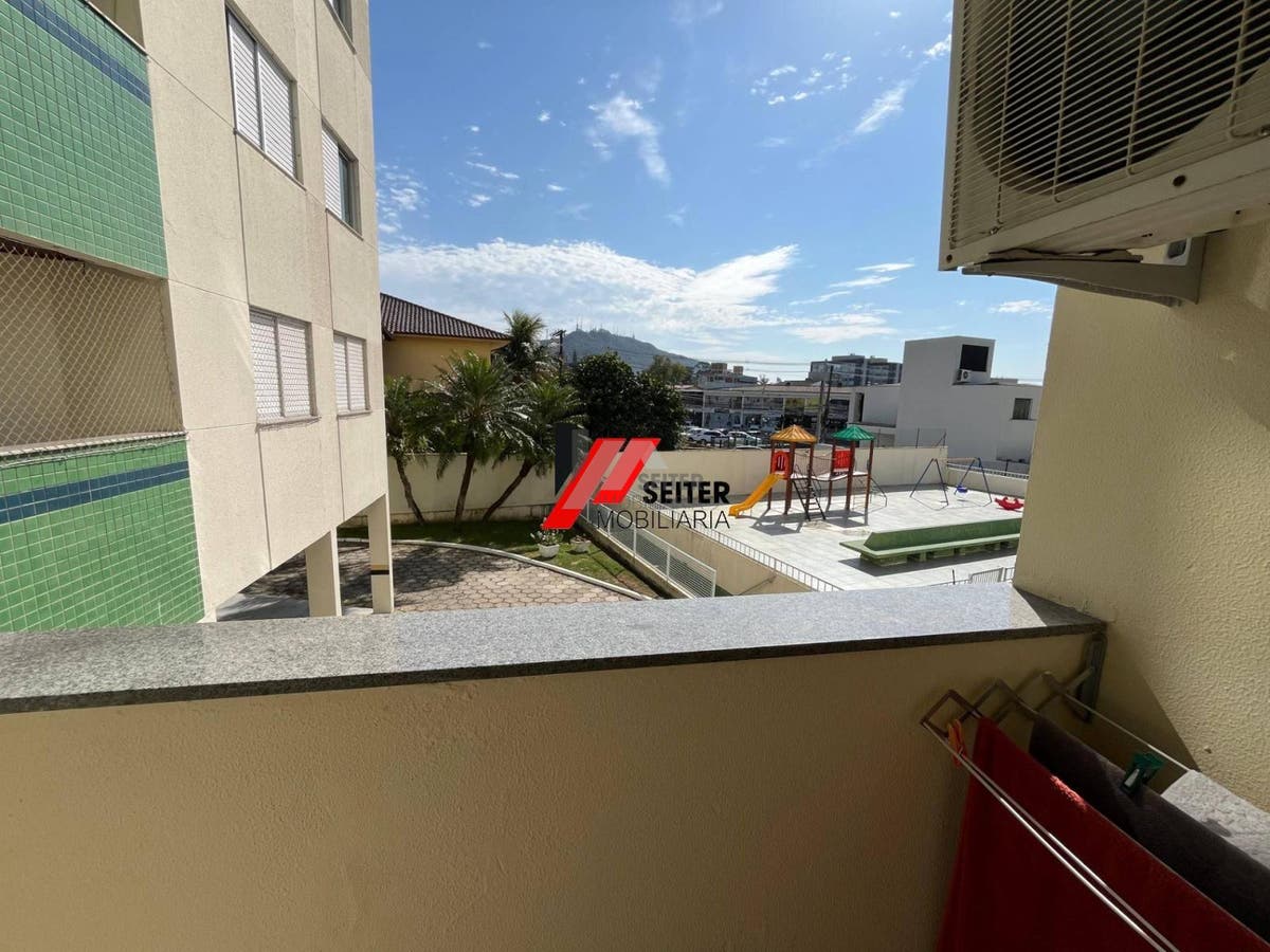 Apartamento á venda no bairro Córrego Grande em Florianópolis