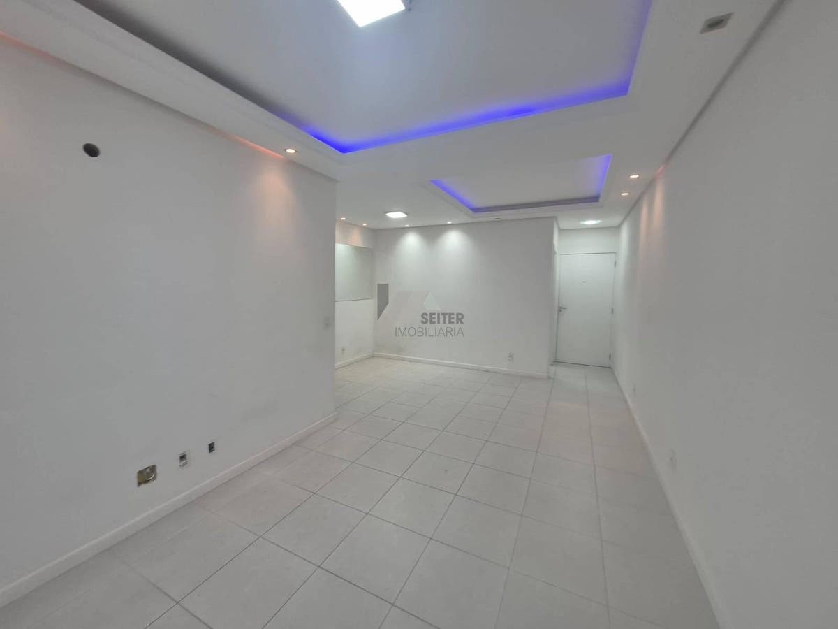 Apartamento com 3 quartos para Locação, Itacorubi - Florianópolis