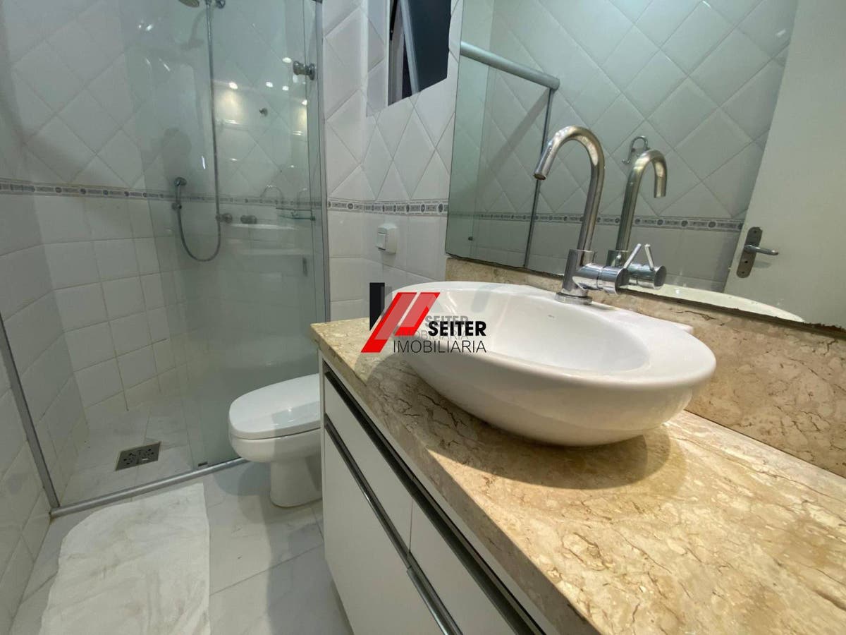 Cobertura a Venda no Córrego Grande Florianópolis