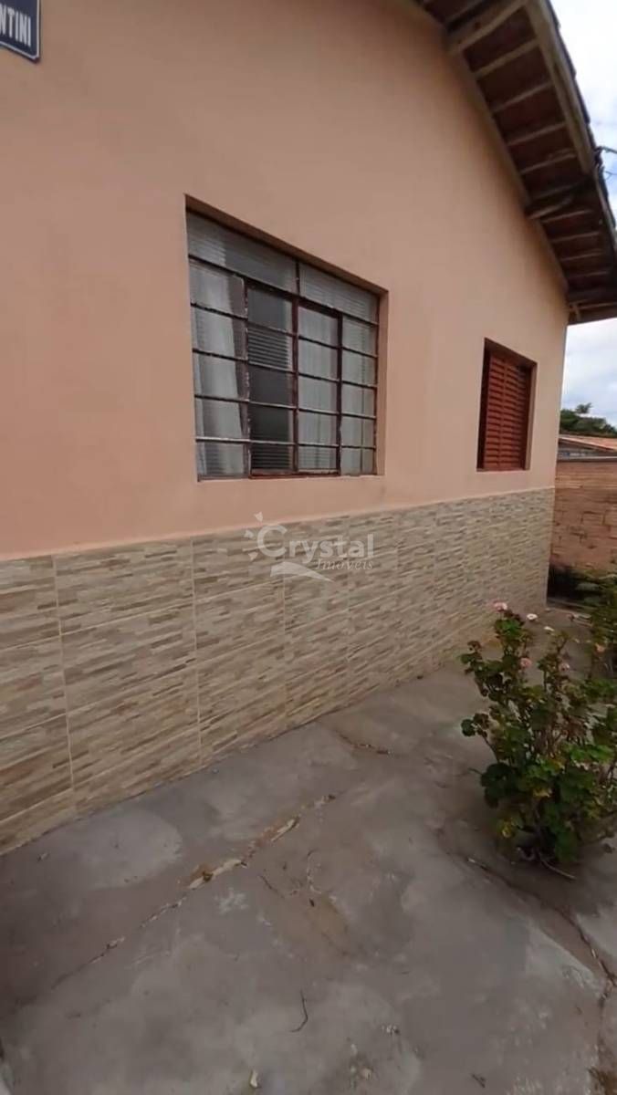 Casa à Venda com 3 Quartos, Copa e Cozinha no Bairro Alto - Avaré. Foto 2
