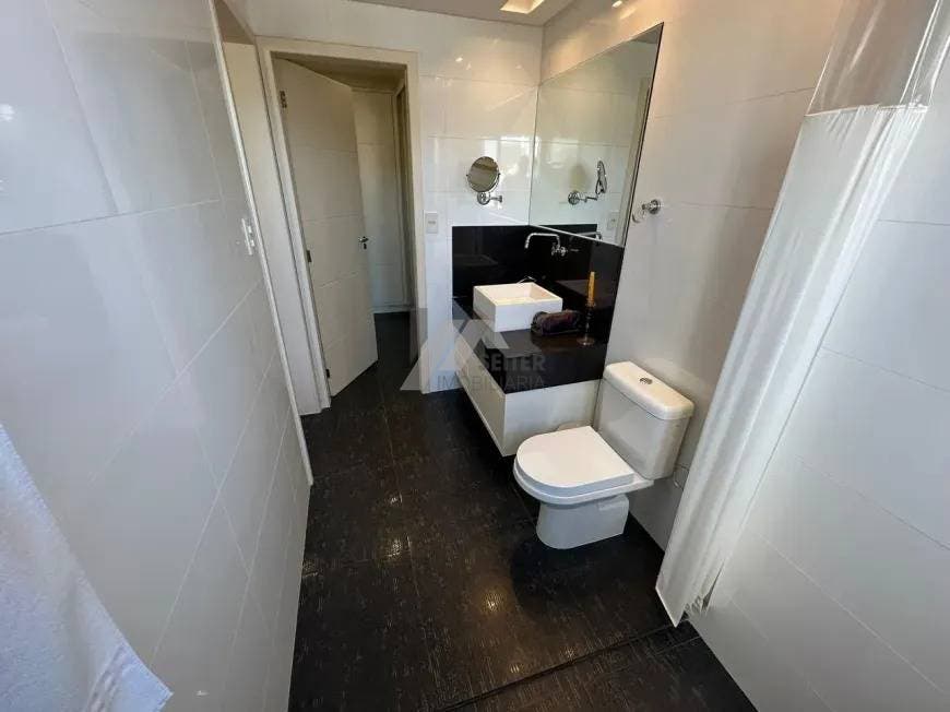 Residencial › Apartamento, 3, para Venda no Carvoeira- Florianópolis