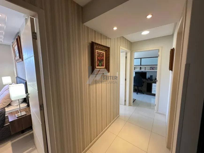 Residencial › Apartamento, 3, para Venda no Carvoeira- Florianópolis