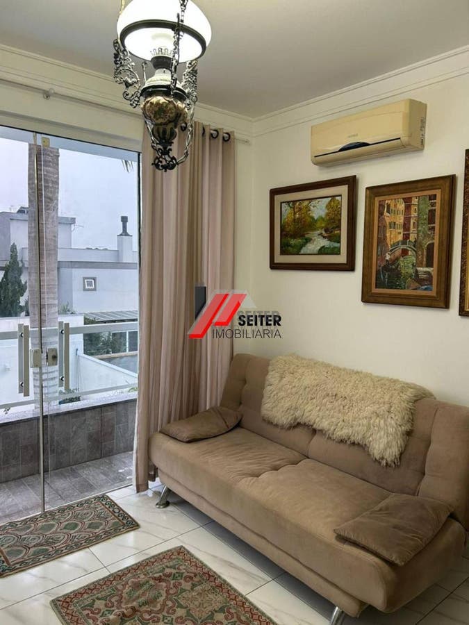 Casa de Alto Padrão com 280m² à Venda na Pedra branca: 4 Quartos 1 Suíte Área Gourmet e Piscina com Spa!