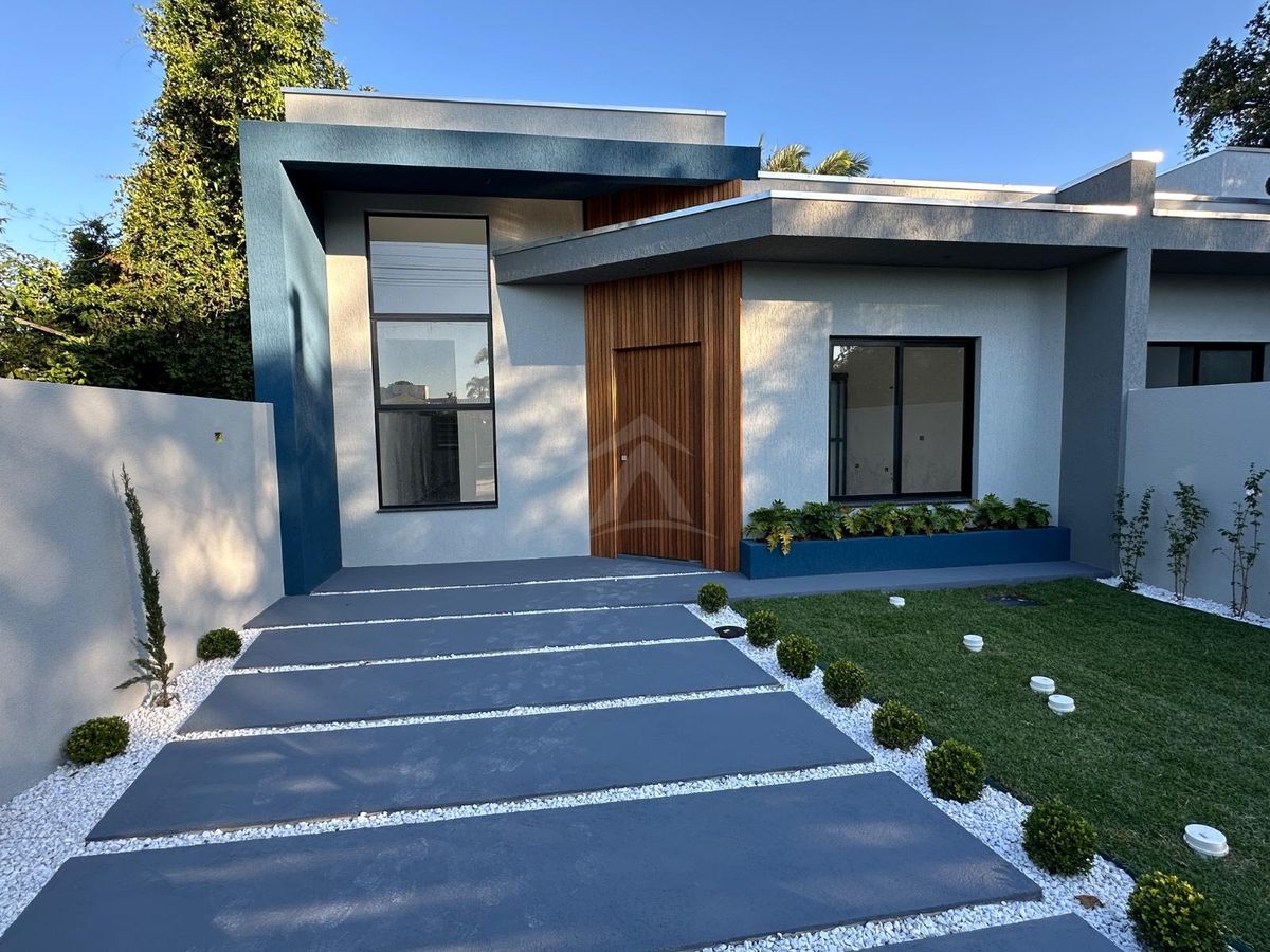 Casa, 3 quartos sendo 1 suíte, centro