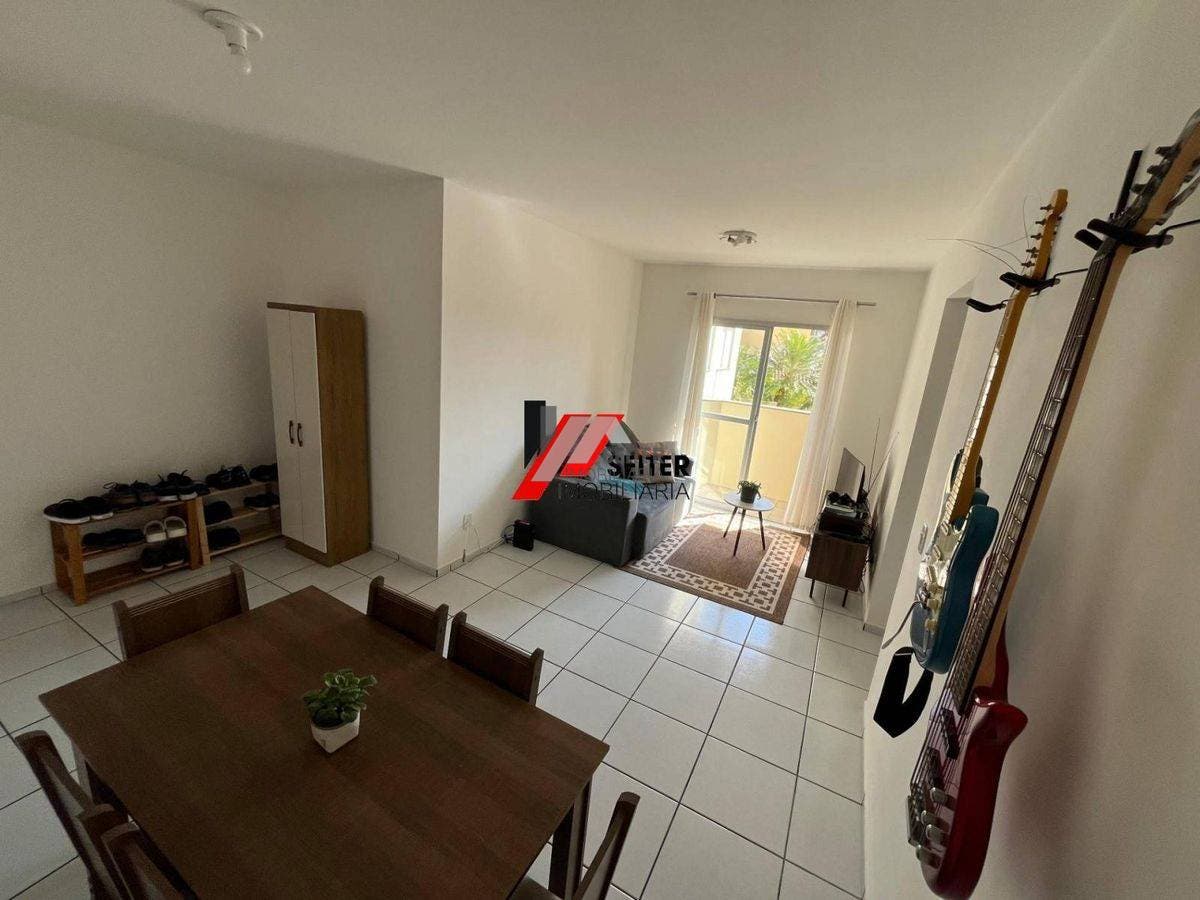 Apartamento á venda no bairro Córrego Grande em Florianópolis